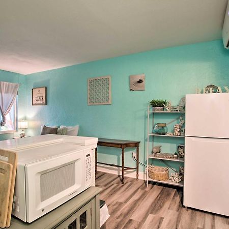 Tropical Pass-A-Grille Gem With Direct Beach Access! St. Pete Beach Exterior photo