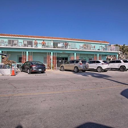 Tropical Pass-A-Grille Gem With Direct Beach Access! St. Pete Beach Exterior photo