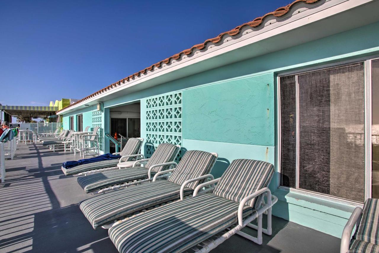 Tropical Pass-A-Grille Gem With Direct Beach Access! St. Pete Beach Exterior photo